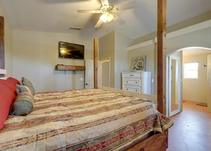 Casa vacanze Havasu Getaway W/ Patio - Hike, Swim, & Golf! Lake Havasu City