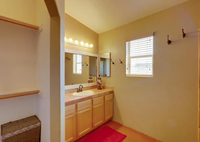Havasu Getaway W/ Patio - Hike, Swim, & Golf! Casa vacanze *